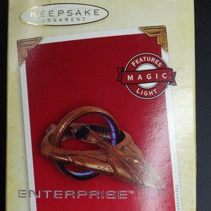 2004 Hallmark Ornament Keepsake Star Trek Vulcan Command Ship Enterprise